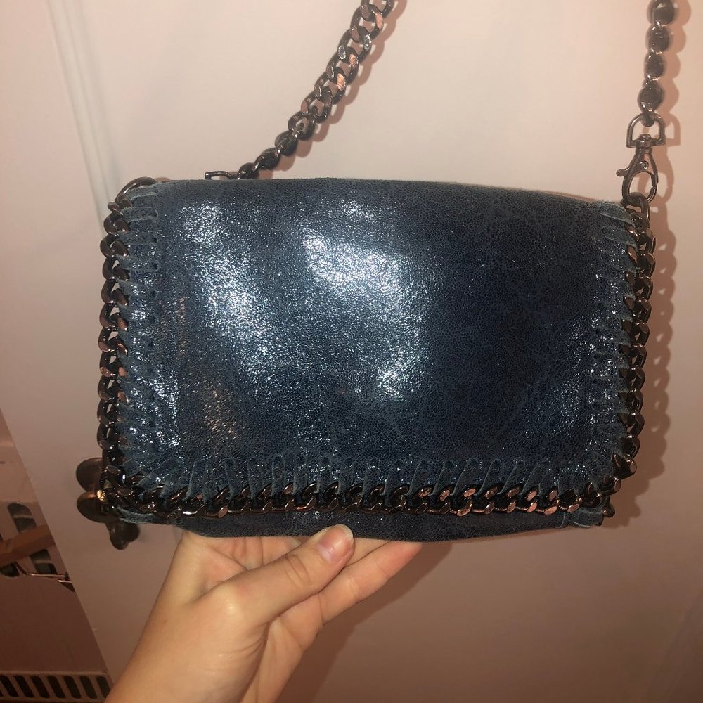 Italian Leather Market Crossbody